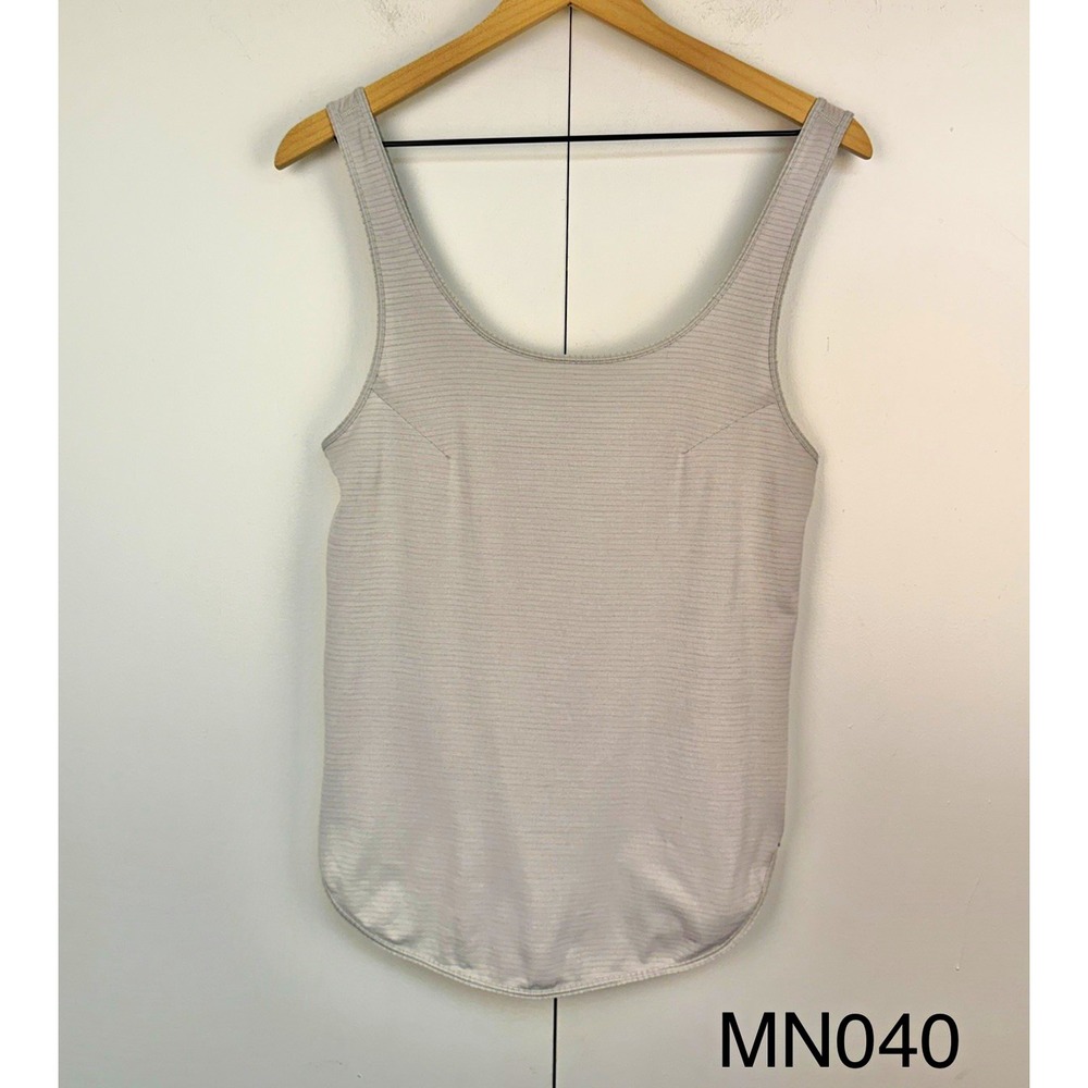 lululemon Womens Gray Scoop Neck Wide Strap Tank Top Size M Athletic Stretch